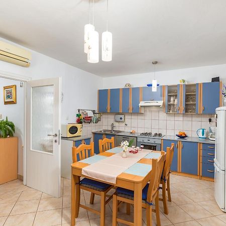 Apartment Milena Пула Экстерьер фото
